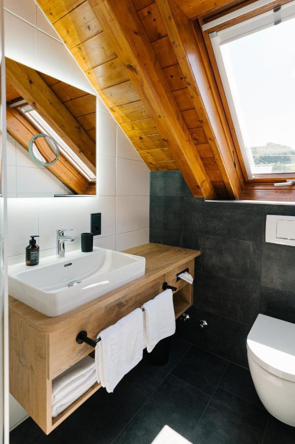 Moderne 2 Zi.Fewo Blackforest Art Naehe Freiburg Simonswald Exterior foto